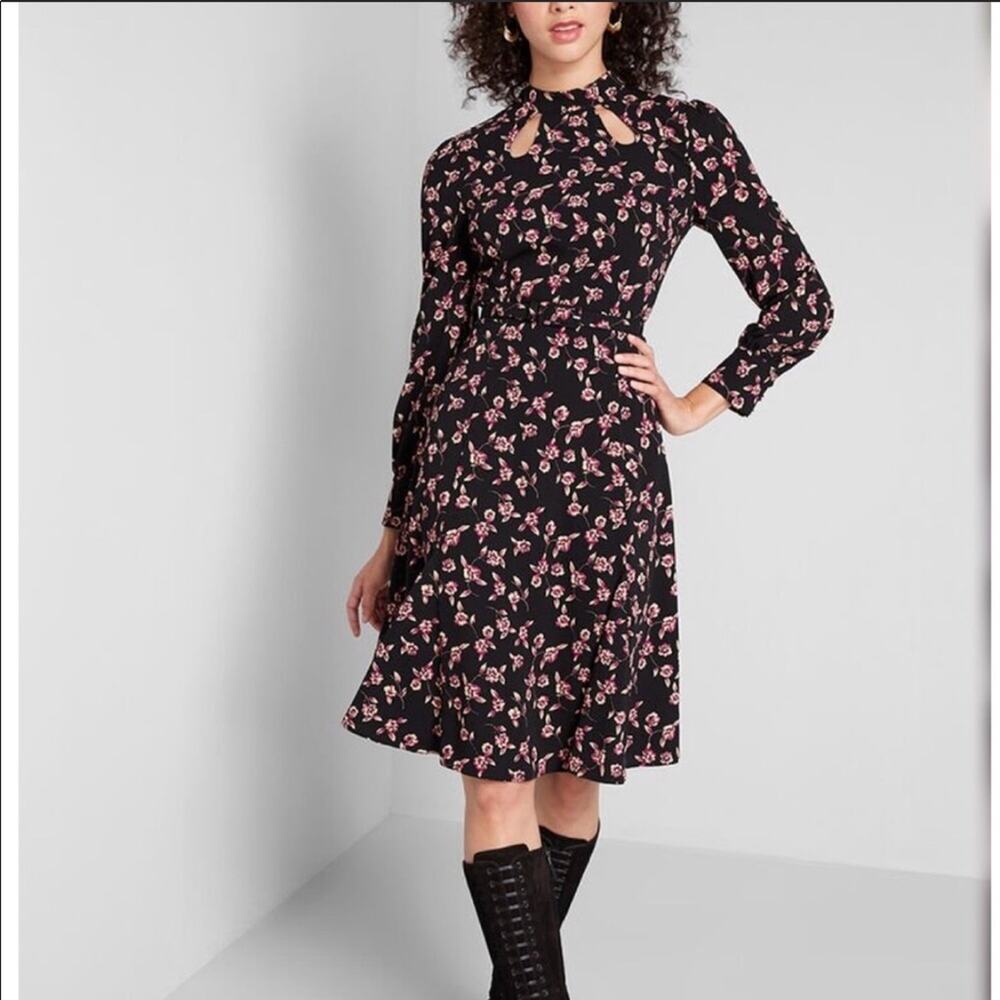 ModCloth Enjoy Every Moment Midi Dress Size 0 - Picture 2 of 13